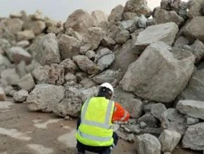 Lithium : un rebond des cours qui interroge la stratégie minière ouest-africaine