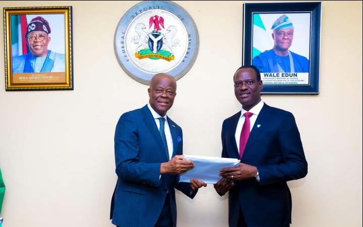 Cacao : un plan triennal pour briser la dépendance à la transformation européenne