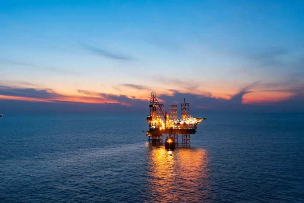 Angola's $5,1 milliards offshore : quel signal pour l'Afrique de l'Ouest ?