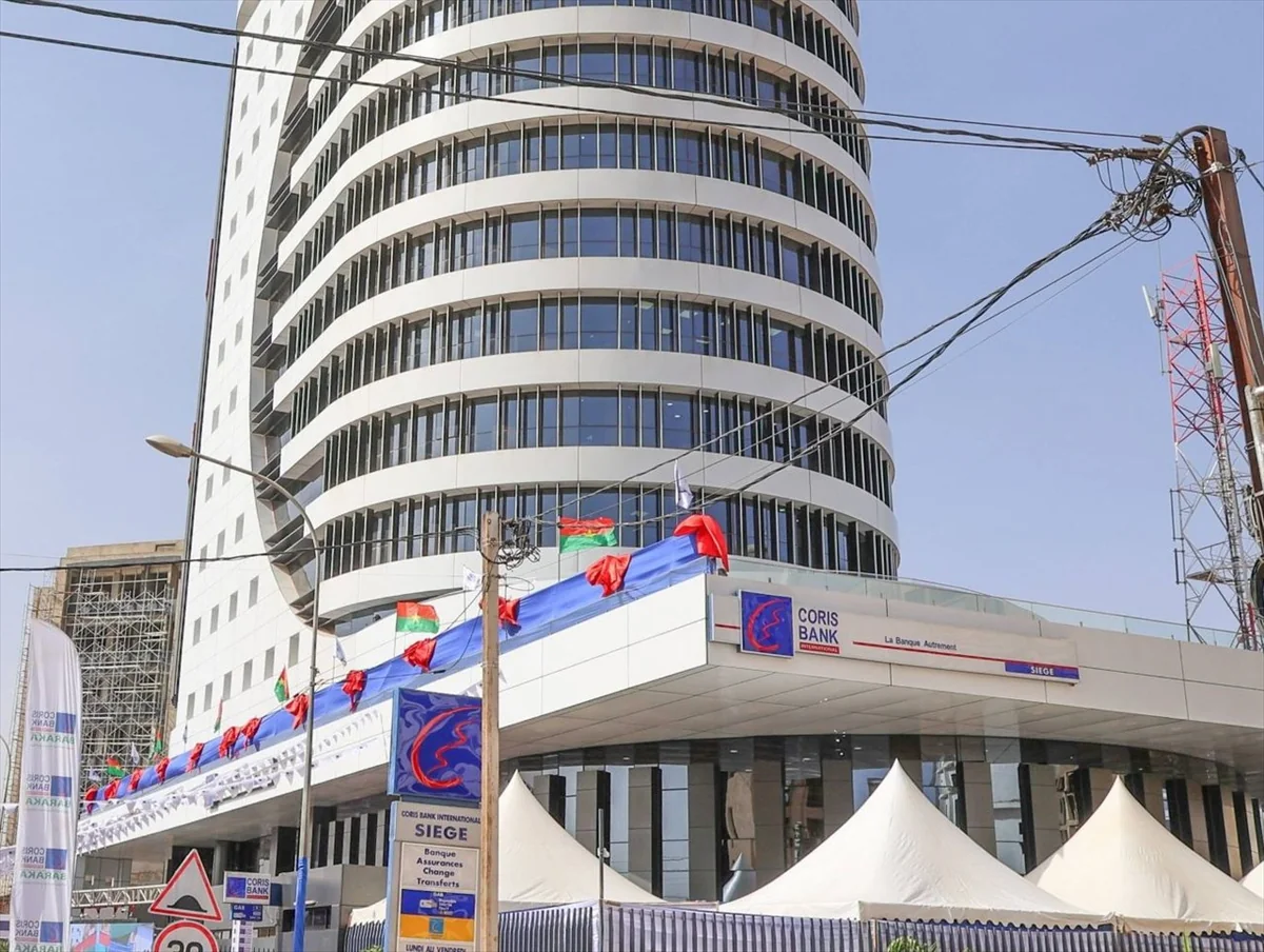 Coris Bank franchit 1 000 Md FCFA : le pari des banques panafricaines en UEMOA