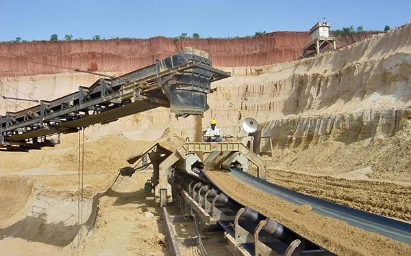 Or illicite et phosphate sous tension : le sous-sol ouest-africain entre convoitises et défis de gouvernance
