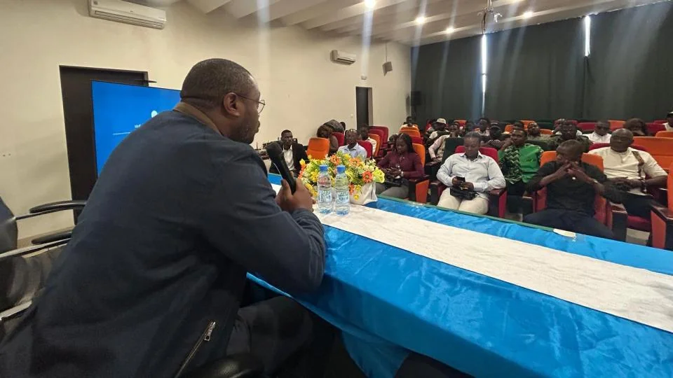 Diaspora gabonaise et souveraineté minière : les nouvelles connexions politiques