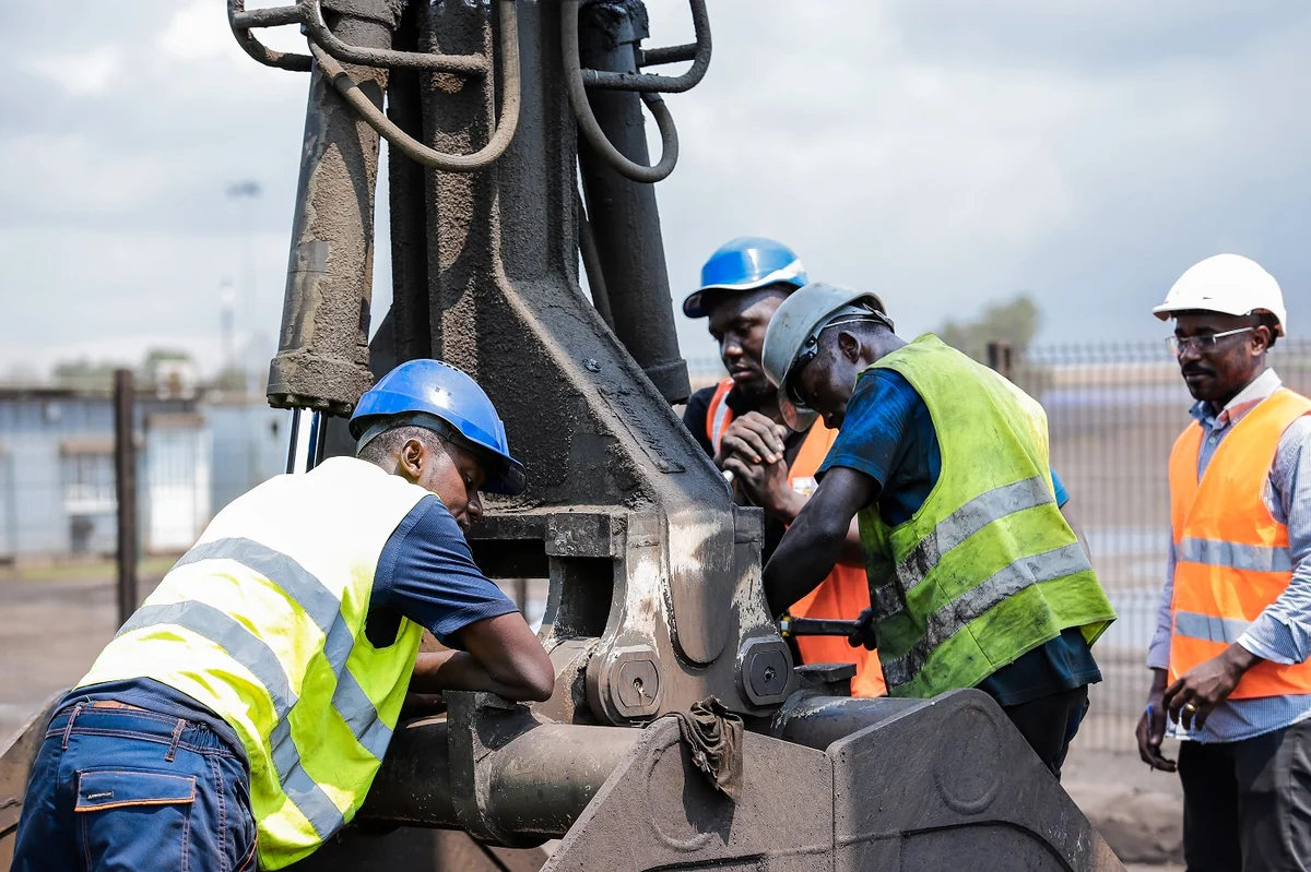 Or ouest-africain : transformation industrielle en panne, enjeux de souveraineté