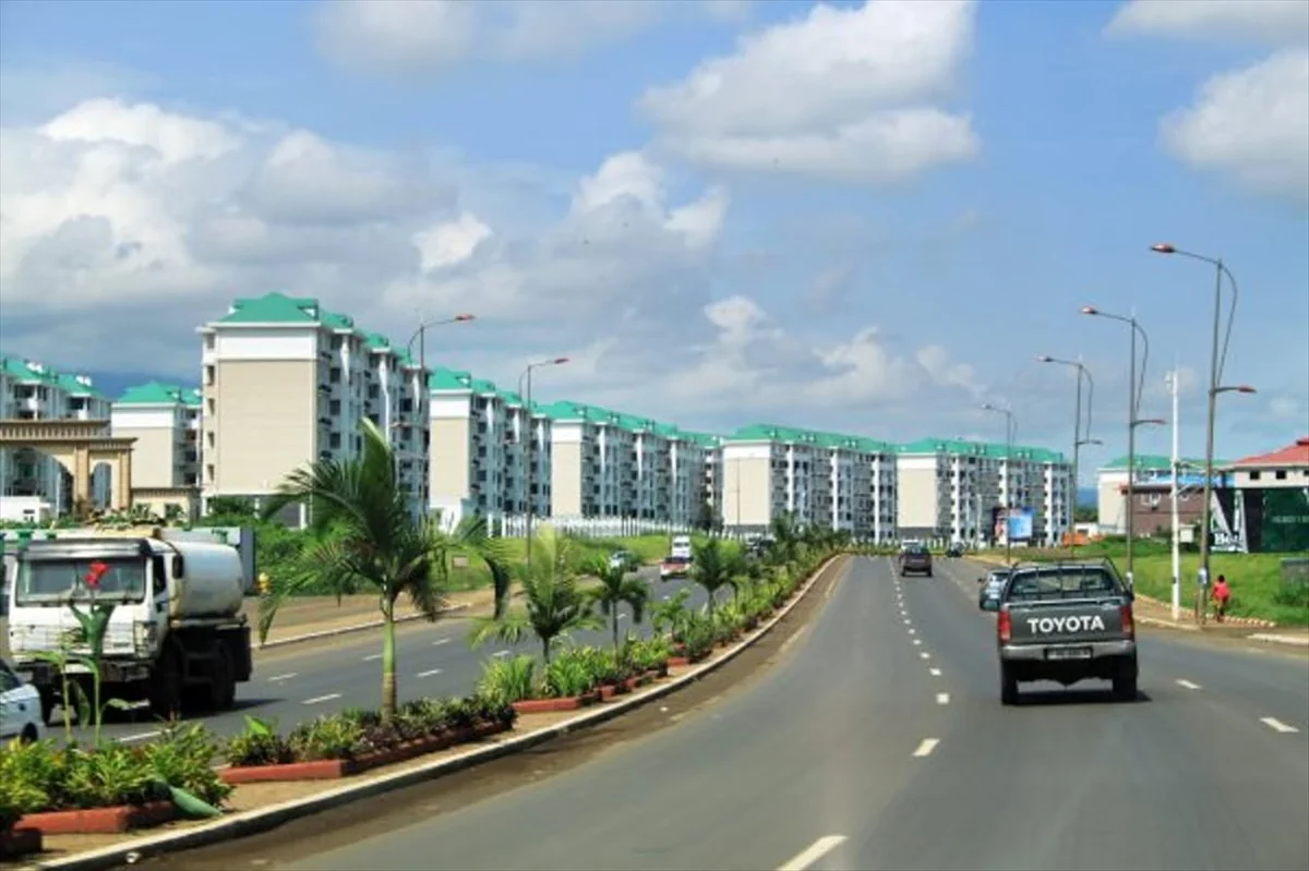 Guinée équatoriale : une vaste fraude fiscale et sociale révélée dans l'entretien des bâtiments publics