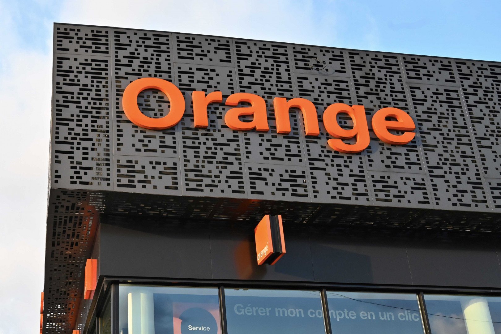 Orange et Sonatel : la locomotive africaine tire la BRVM vers le haut