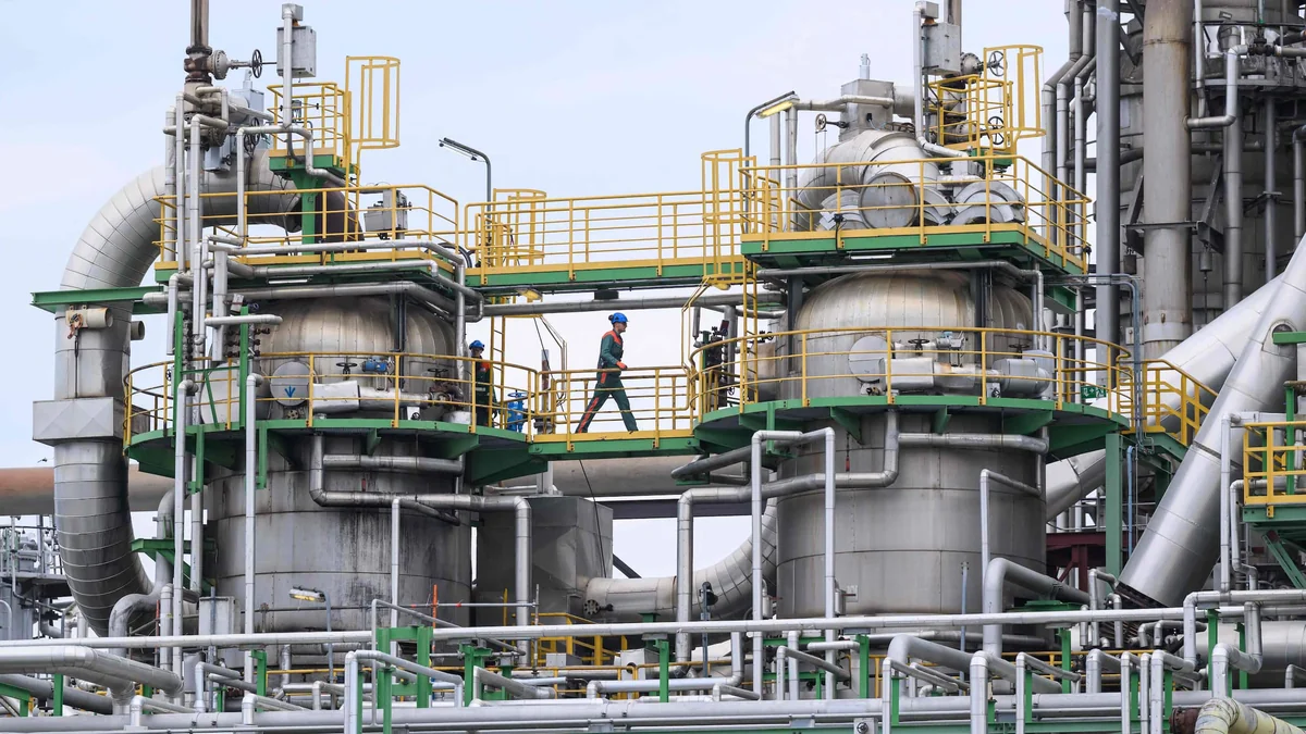 Pétrole à 108 dollars : une aubaine pour les producteurs ouest-africains, un test pour leur souveraineté