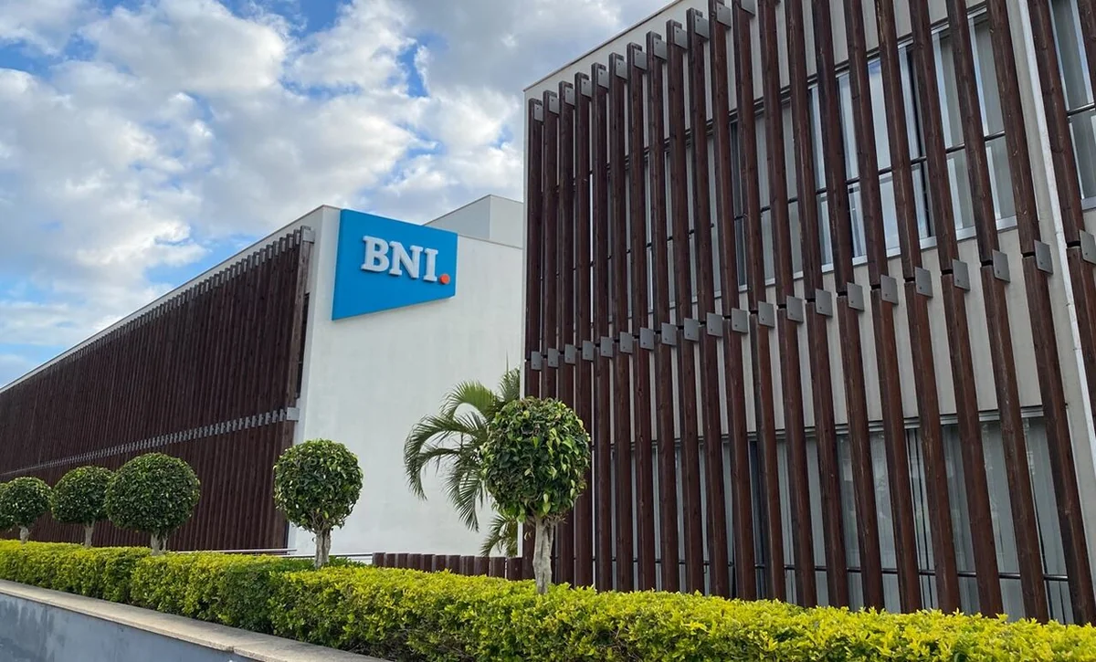 BNI Mozambique double ses profits : quelle leçon pour les banques ouest-africaines?