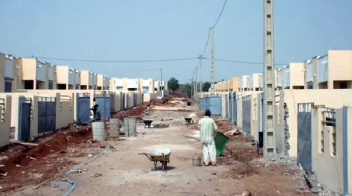 Industrialisation du bâtiment : le Sénégal mise sur la préfabrication pour résorber son déficit de logements