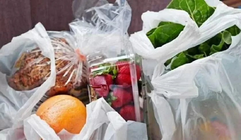 Côte d’Ivoire : la relance de l’interdiction du plastique à usage unique, un test régional