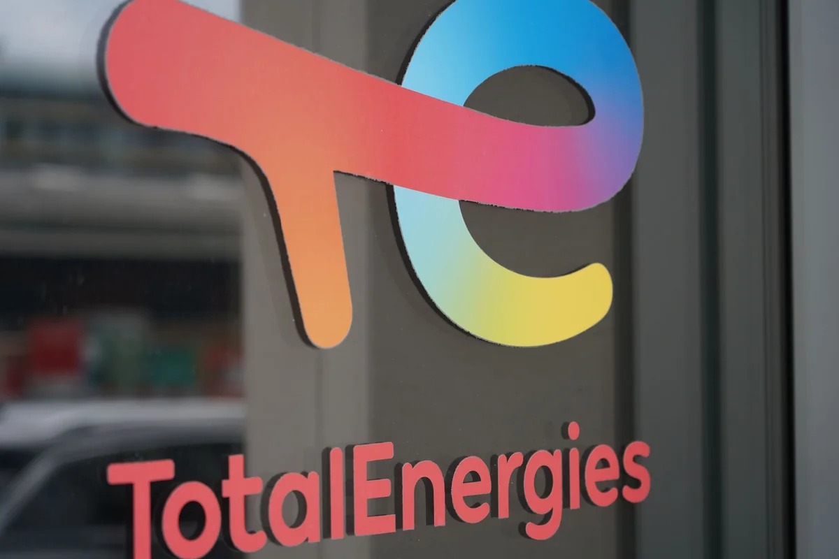 TotalEnergies conteste le Scope 3 : quel impact pour les projets gaziers ouest-africains ?